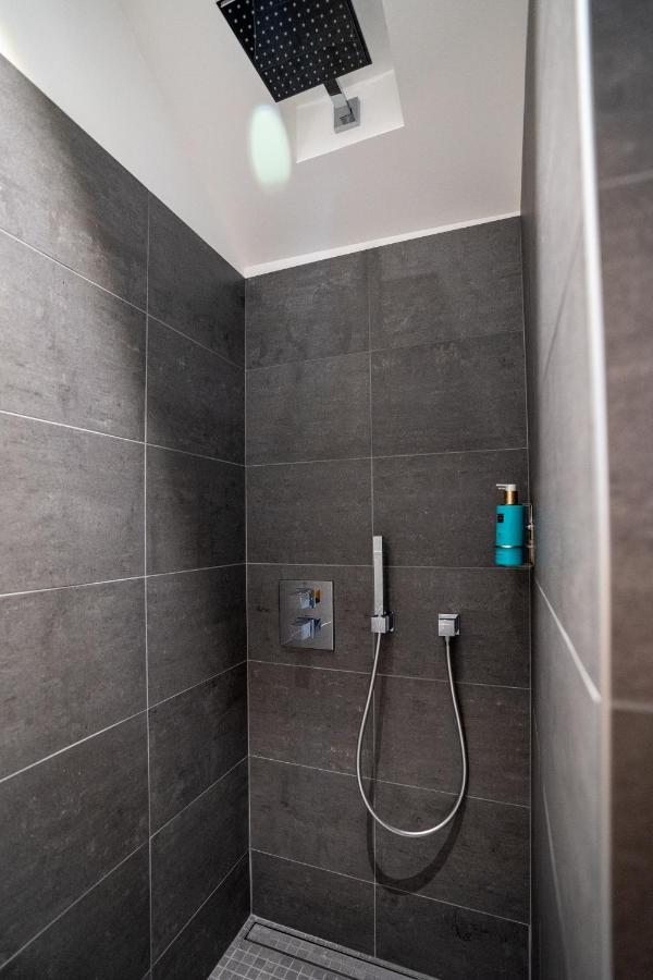 Krafft, Centre Ville, Climatise, Baignoire Double - La Cle Des Sacres Reims Ngoại thất bức ảnh